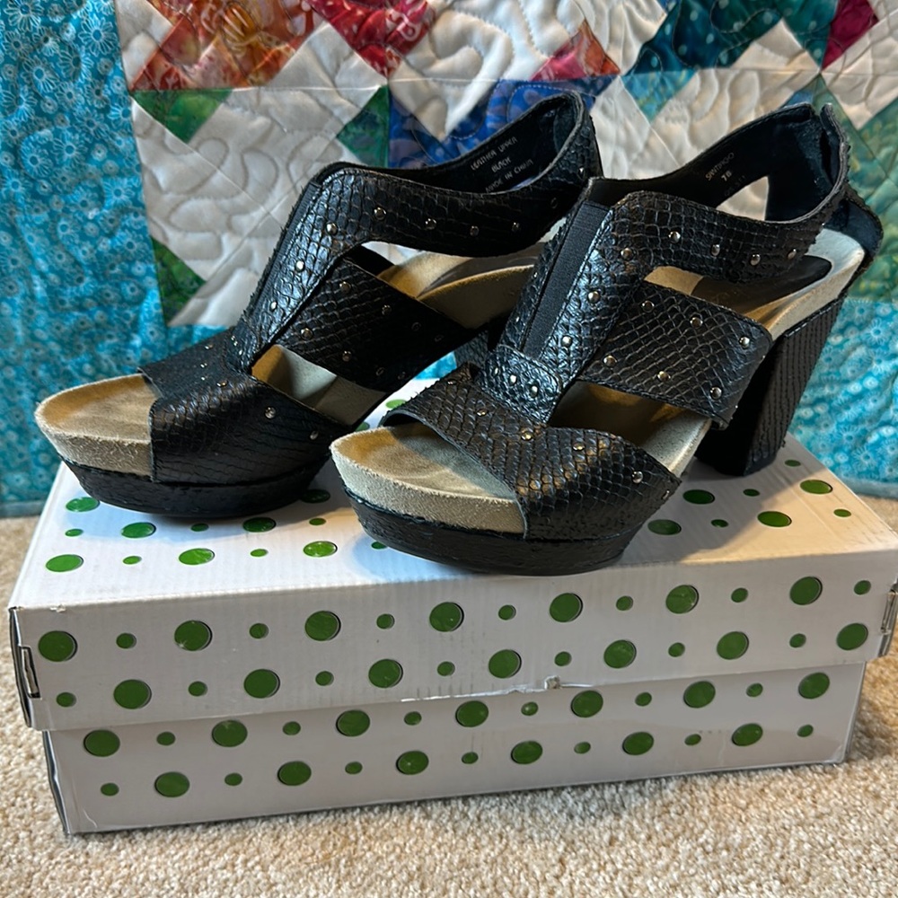 Earthies sandal